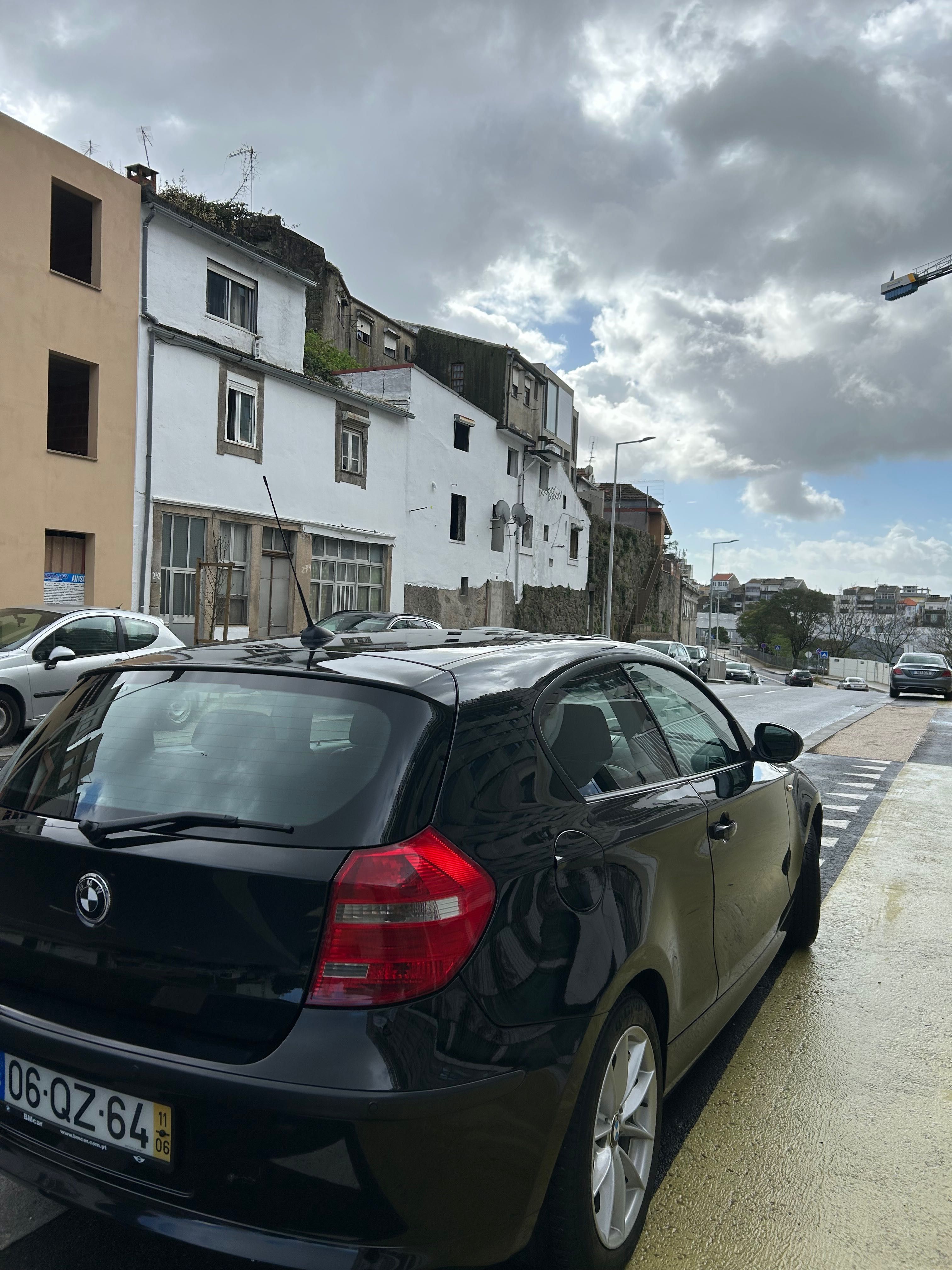 BMW Serie 1, 116d 3P - teto panorâmico  - APENAS 130k km