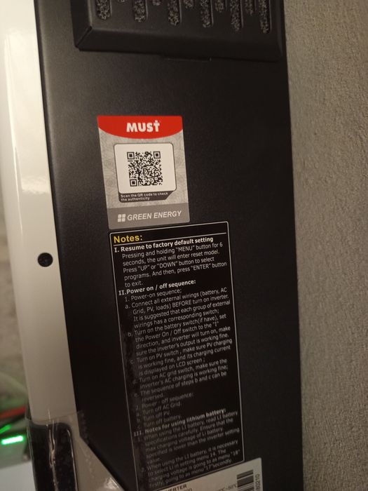 Гібридний інвертор must 5048 vhm низьковольтний mppt 60-250v +Can