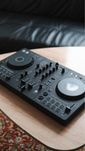 DJ контролер Pioneer DDJ-FLX4