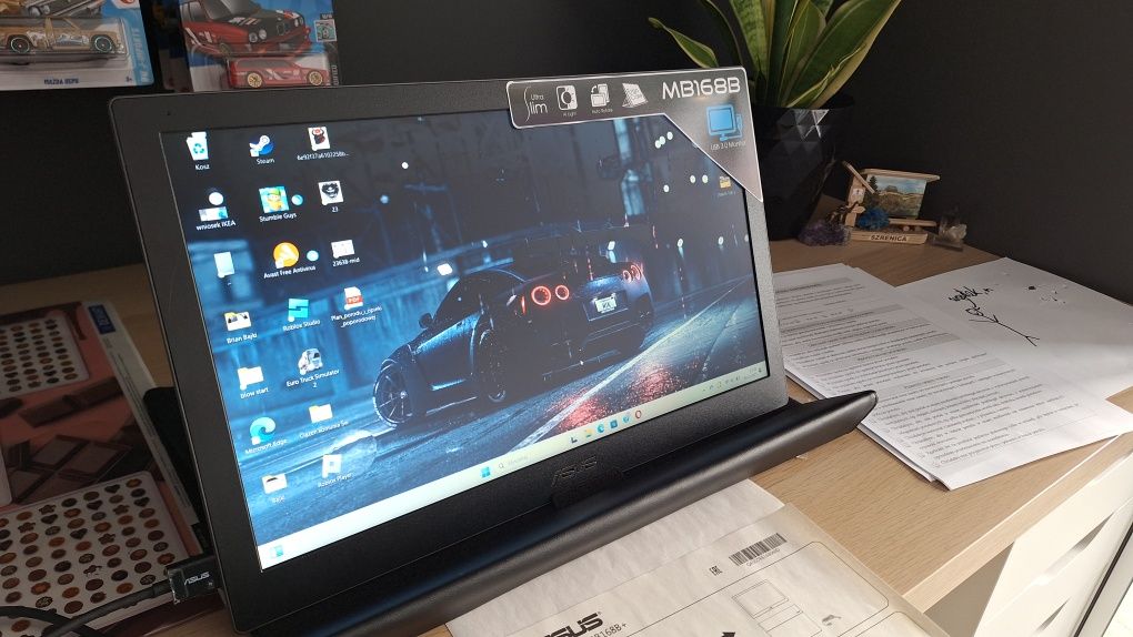 Monitor Asus MB168B