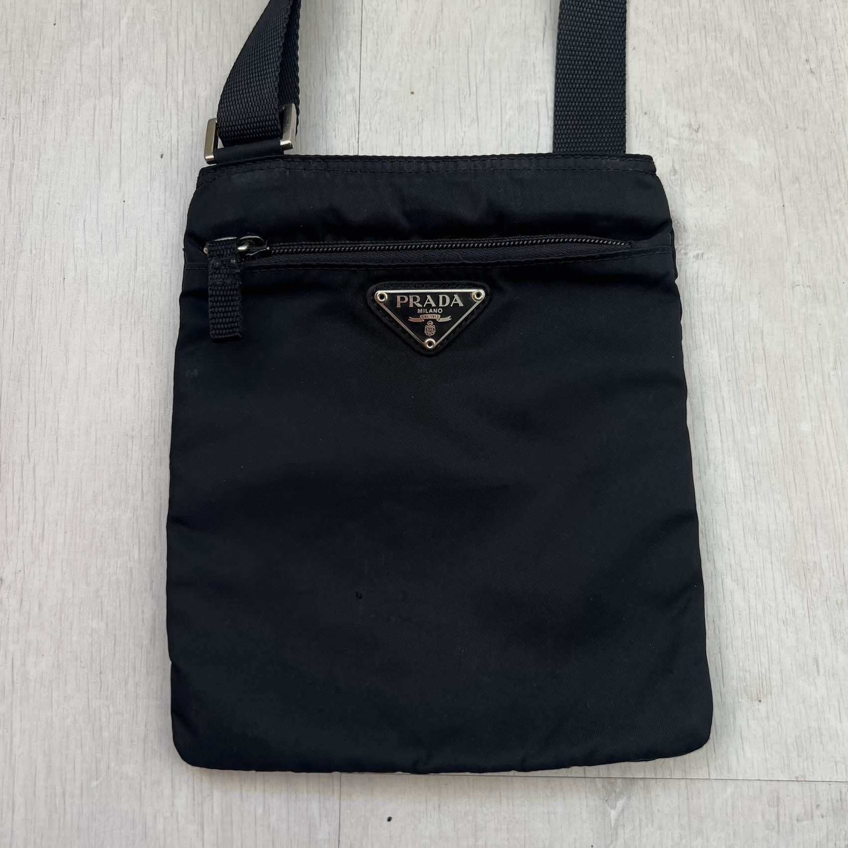 Prada Nylon Shoulder Bag Torba Na Ramie Czarna Męska