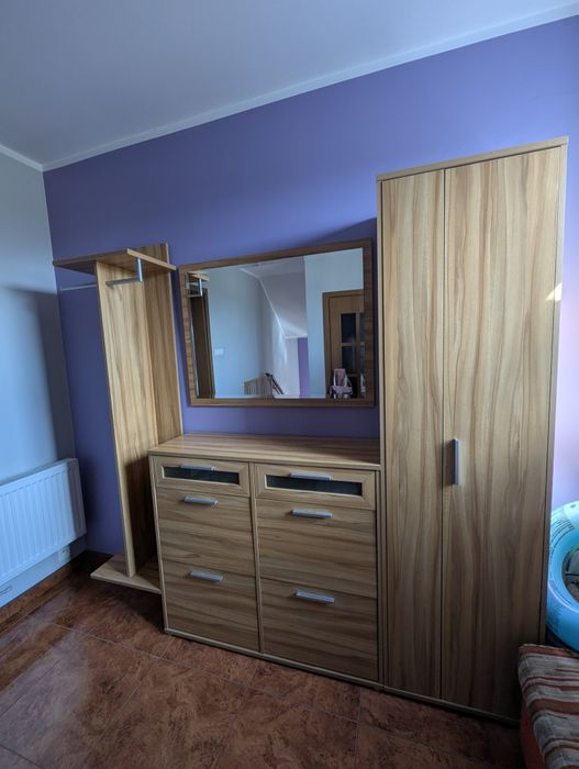 Zestaw mebli na przedpokuj