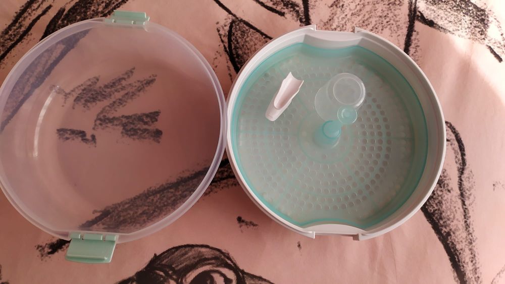 Esterilizador de biberões para microondas