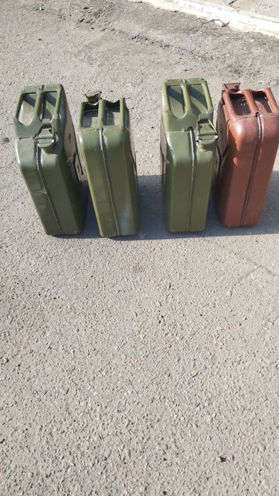 Канистра металлическая 20л