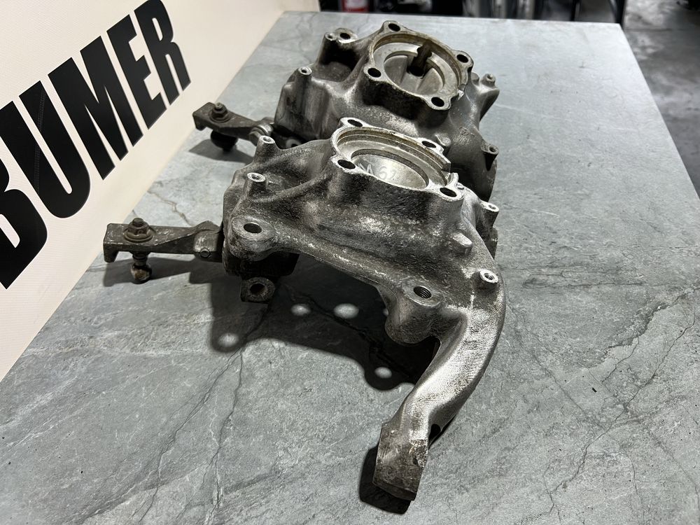 Поворотний Кулак Передній БМВ Е39 М62 V8 3.5 4.4 Цапфа Права Ліва BMW