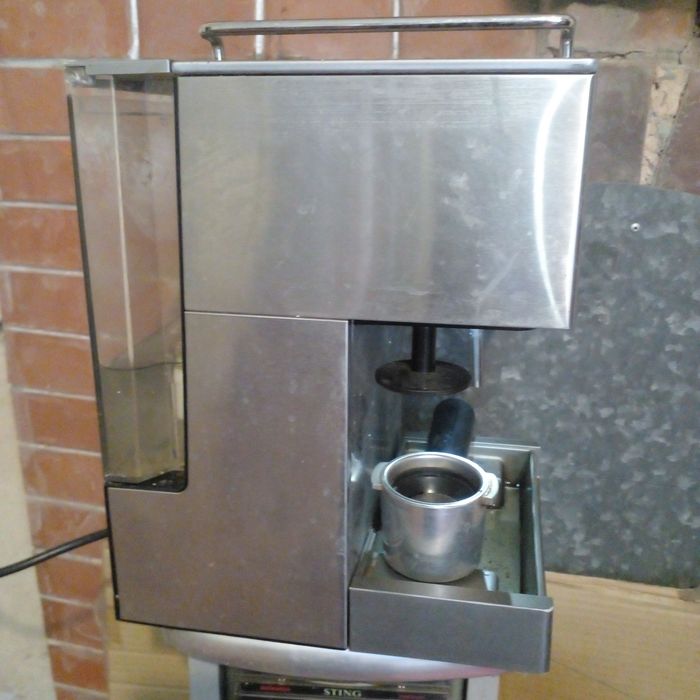 Кофемашина ZELMER Torrido 13Z018