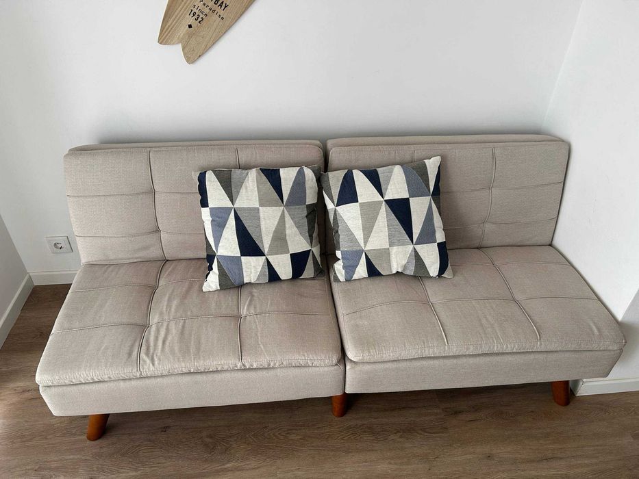 Sofa (can be unfolded as bed)