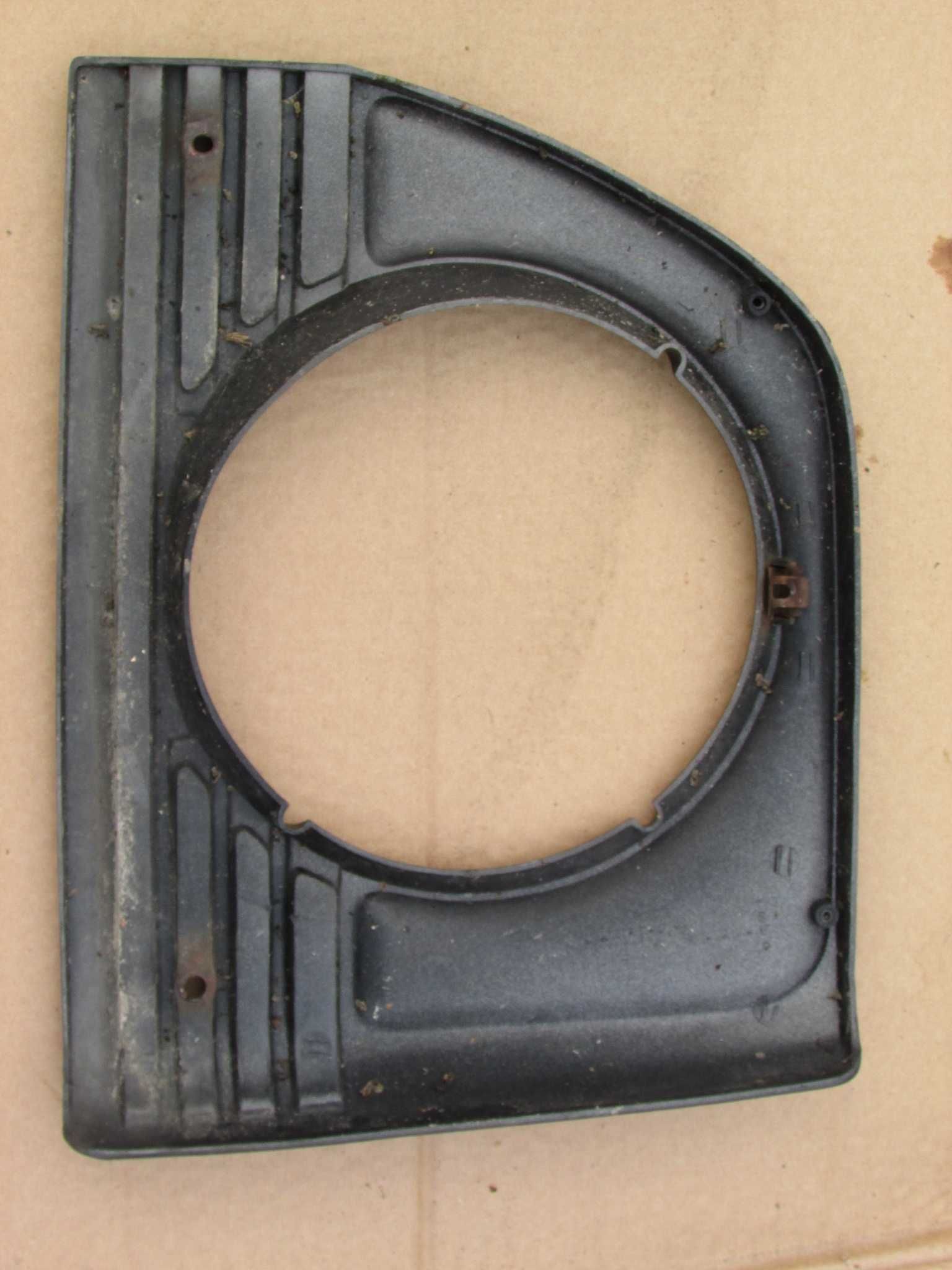 suzuki carry 89r zderzak przod oslona lampy ramka