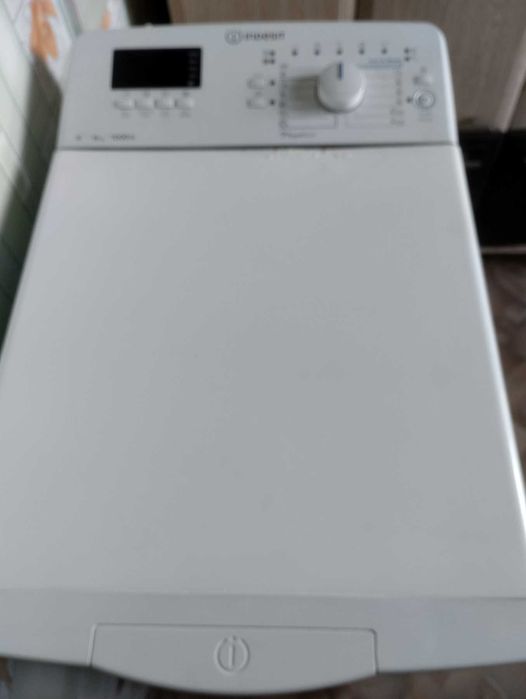 Стиральная машина Indesit, Самовывоз