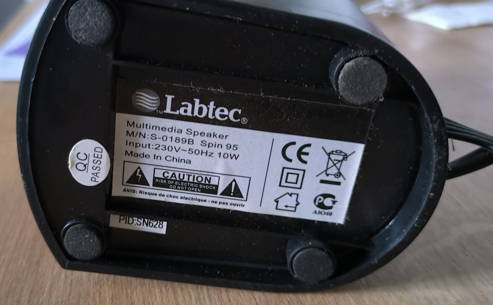 GŁOŚNIKI Labtec SPIN 95 (2X10W)

Sprawne technicznie.

W stanie wizual
