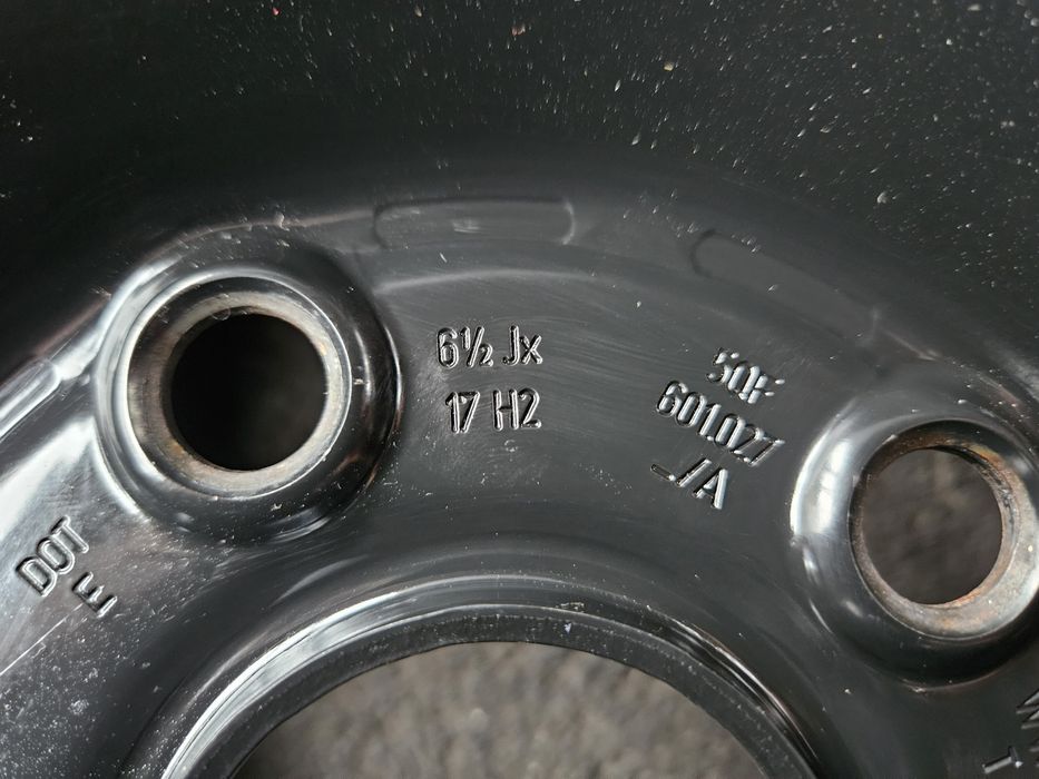 Felgi Stalowe Tiguan Passat Golf T-Rock 17 Cali 5x112 6.5J17 ET38