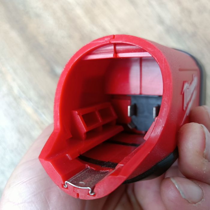 Milwaukee 12V C 12 PP Power Bank