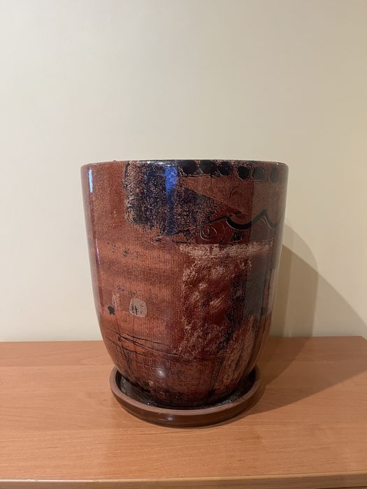 Продам большой вазон