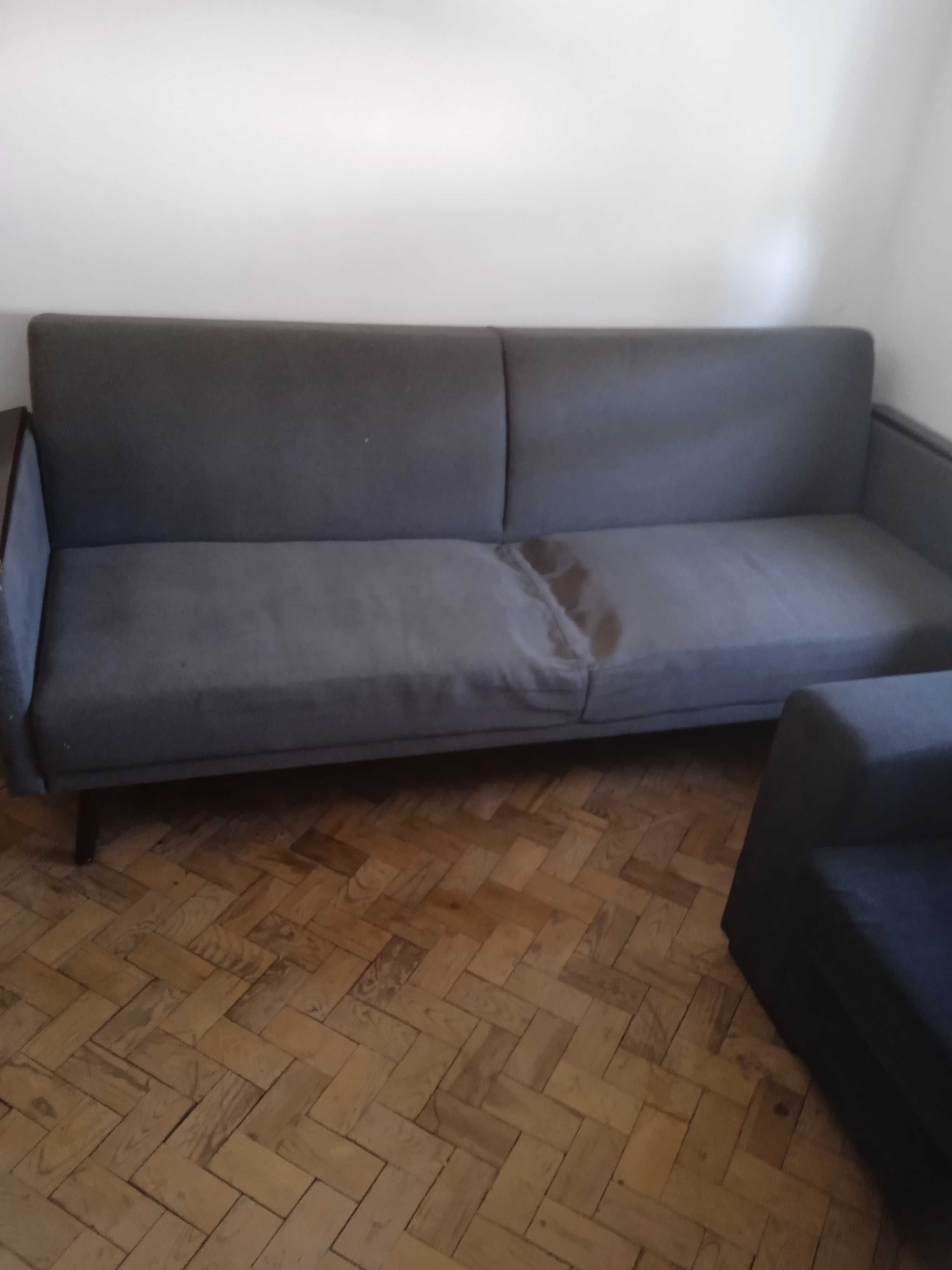 Sofá semi novo, sofá cama