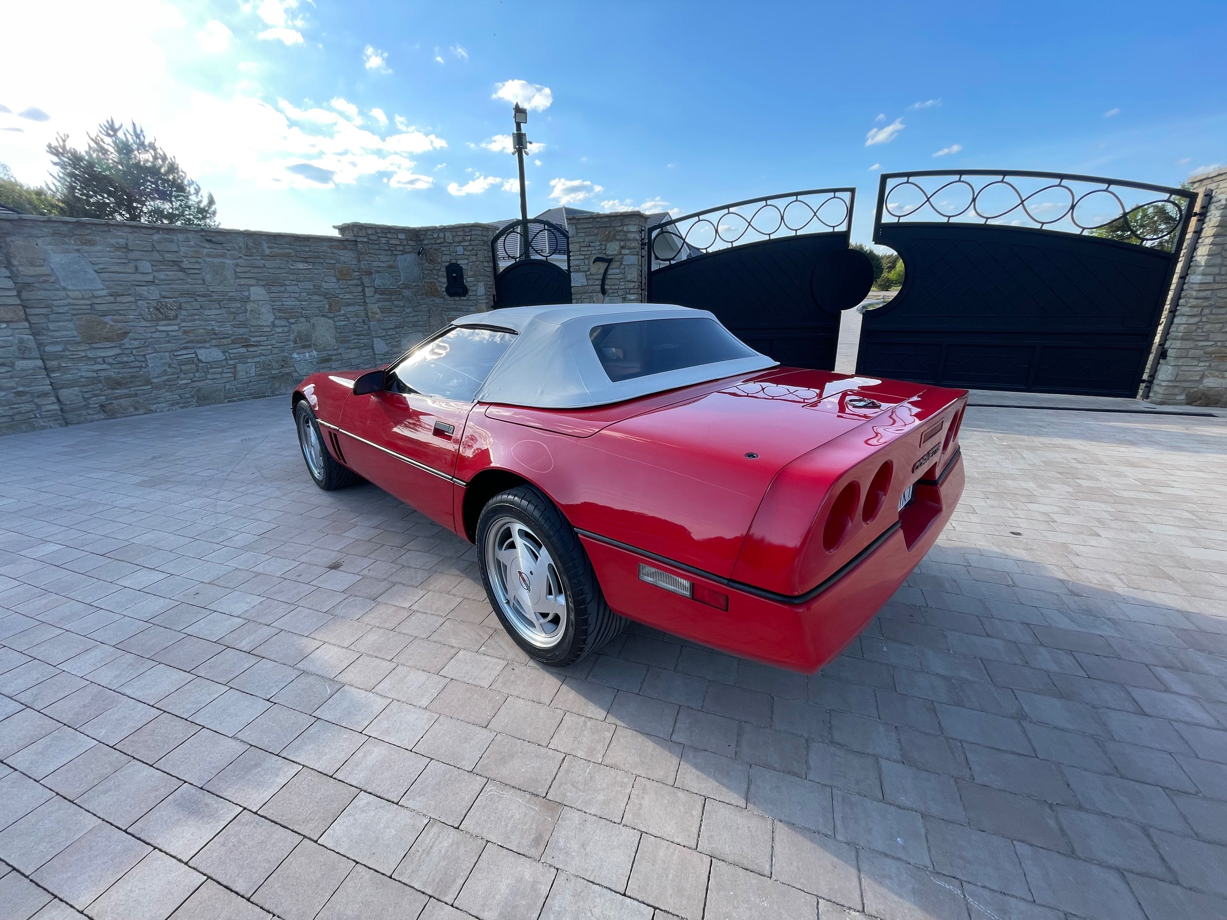 Chevrolet Corvette C4 idealny stan bezwypade jeden właściciel 55tys ml