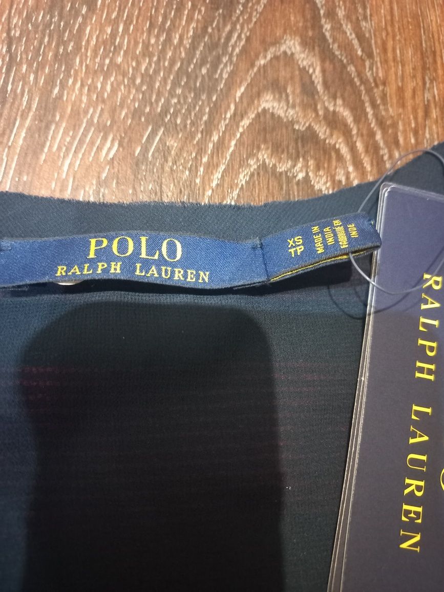 Продам Женское Polo Ralph Lauren
211733042001
211733042001