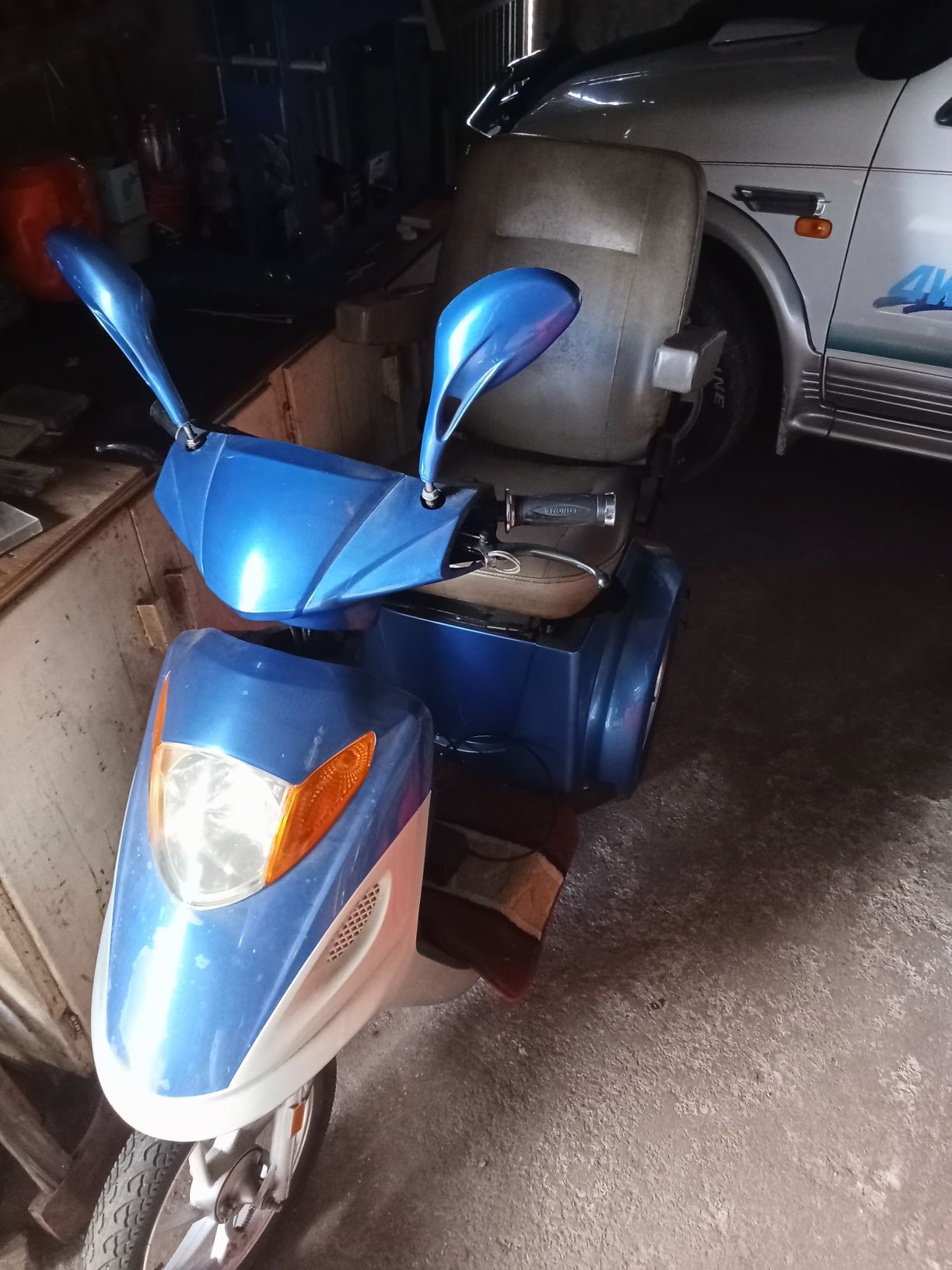 Mota elétrica 3 pneus