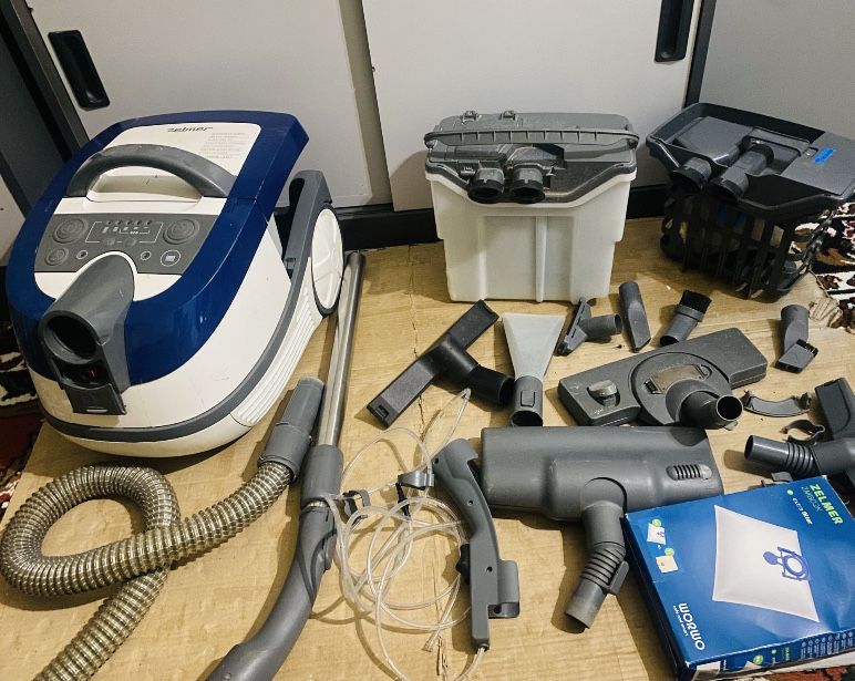 Продам миючий пилосос Zelmer Aquawelt 1600W