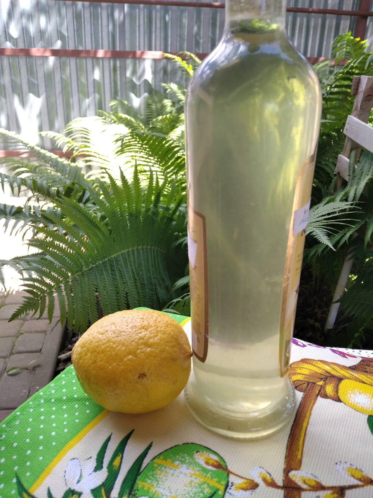 Бузиновий сироп з лимоном