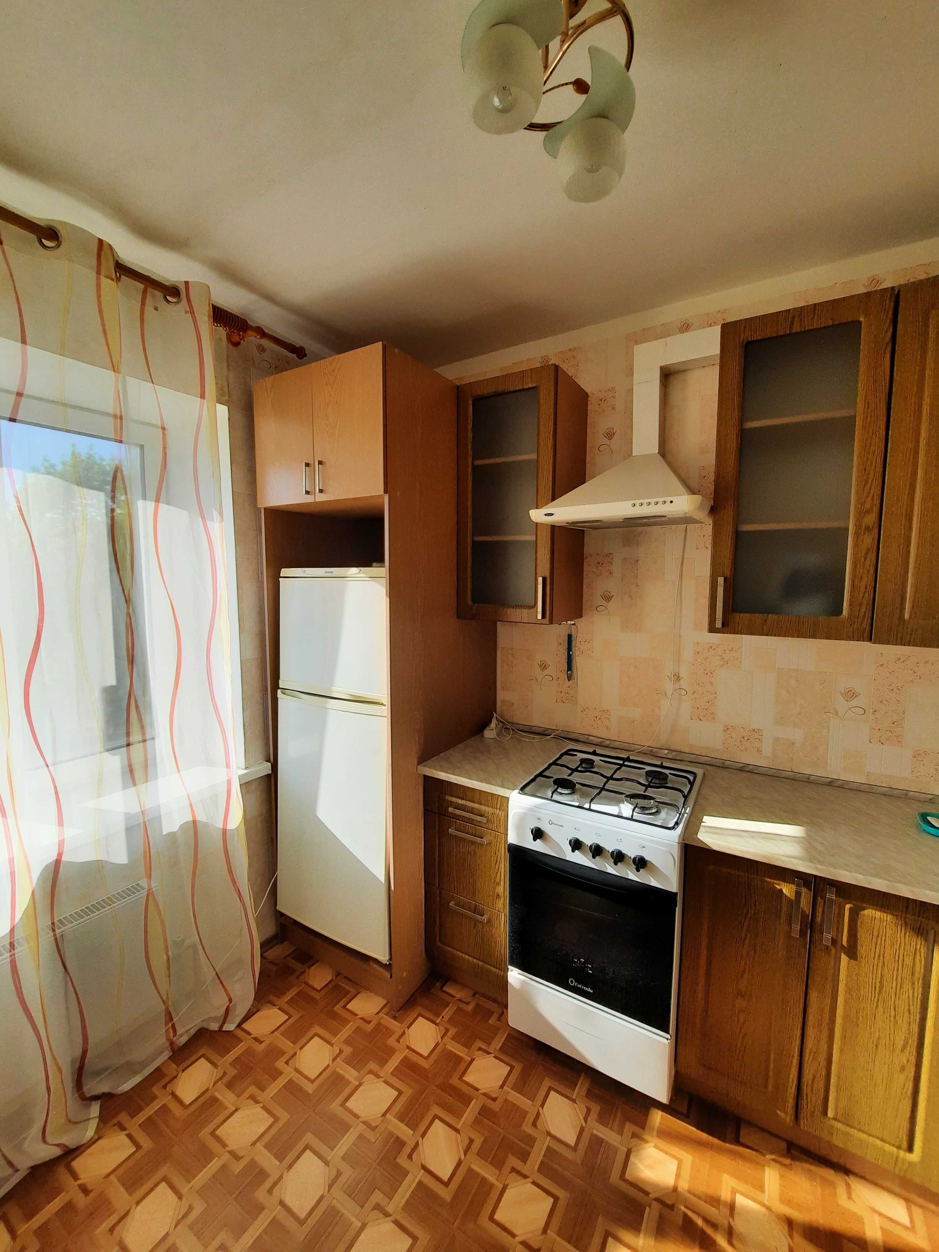 Продам 2-к квартиру, Синельникове, мікрорайон