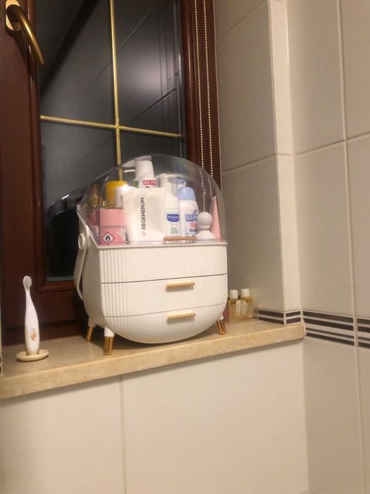SZKATUŁKA NA KOSMETYKI – Porządek i Styl – Eleganckie Wykończenie NOWA