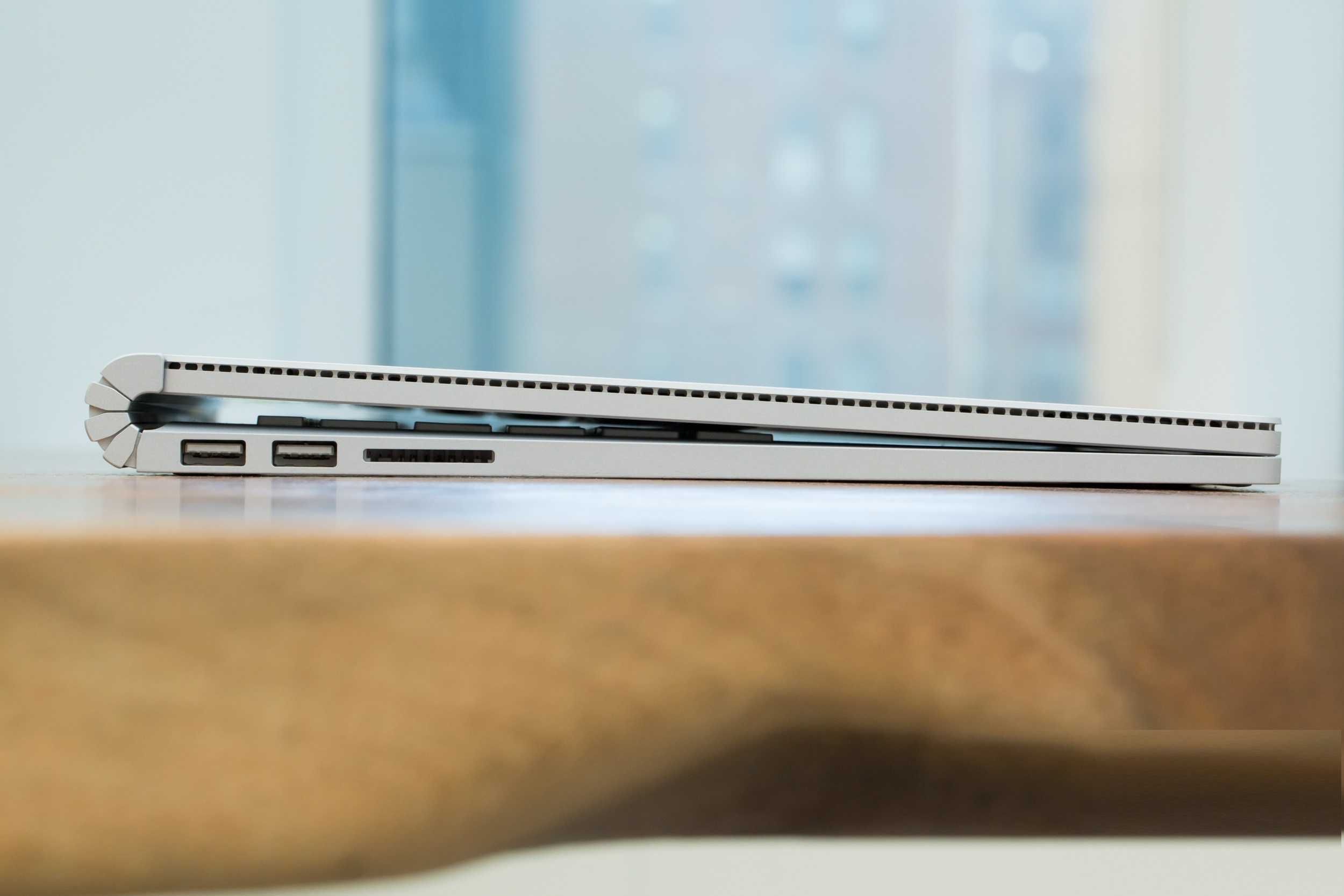 Surface Book 13.5 Мощный Ноутбук с Mini DisplayPort i7,16Gb,512gb SSD