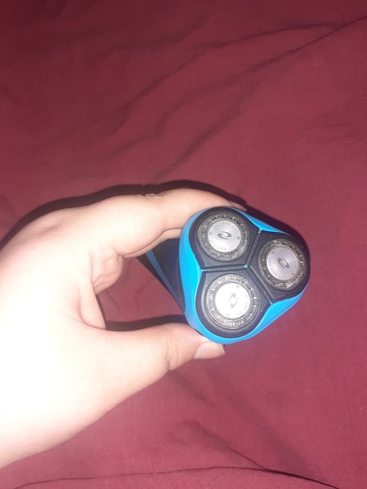 Philips AT750 AquaTouch электробритва бритва для бороды гоління бритья