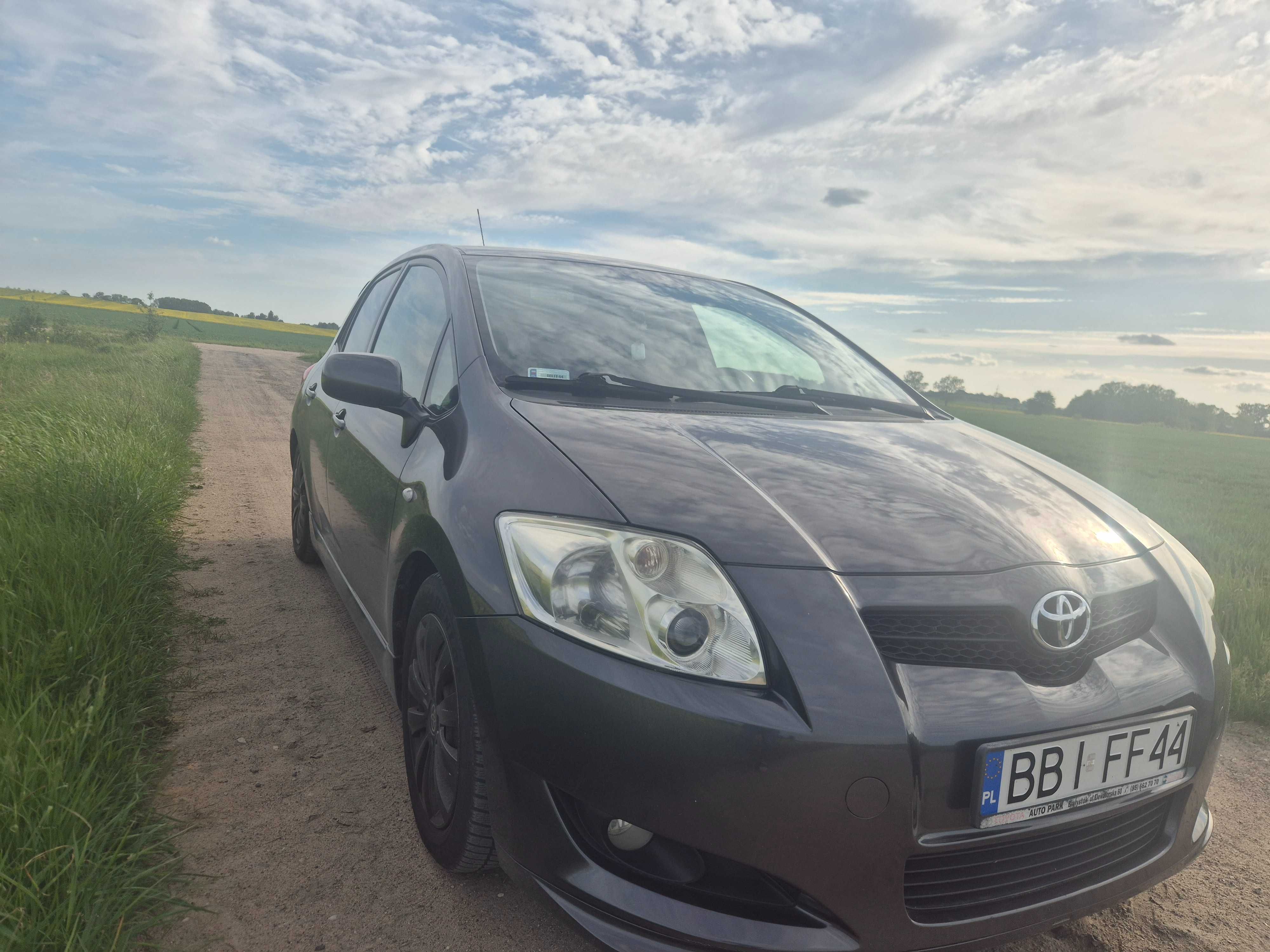 Toyota Auris 2007 Rok