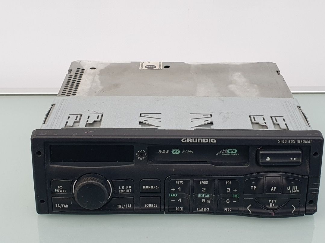 Radiomagnetofon Grundig 5100 RDS infomat