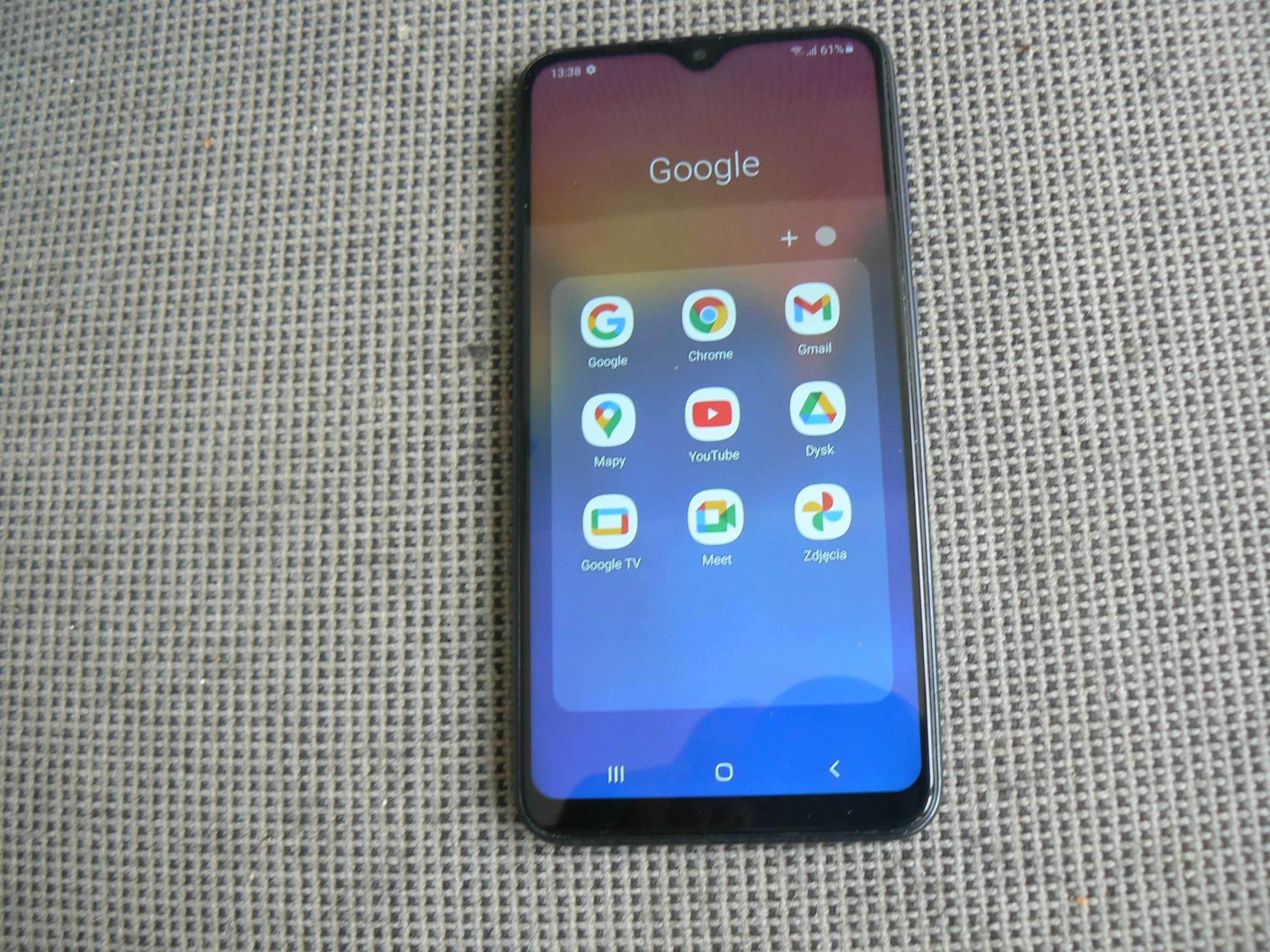 Samsung Galaxy A10 ekran cały