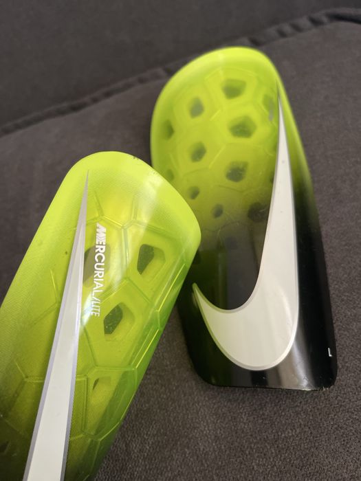Щитки футбольні Nike Mercurial Lite салатово-чорні М (оригінал)