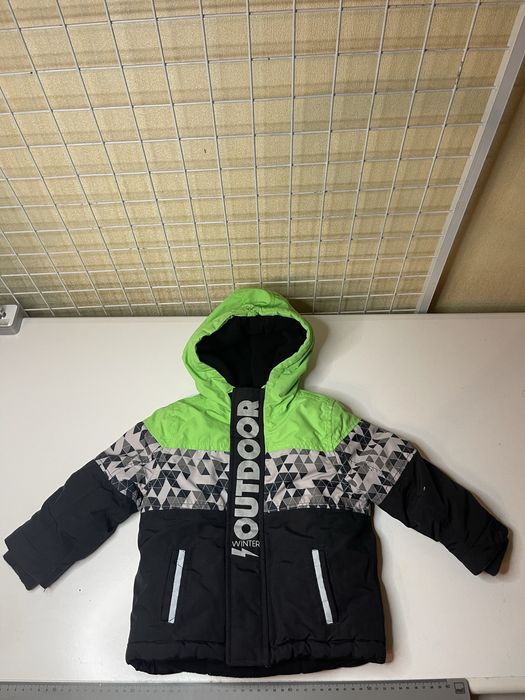 Куртка LC Waikiki очень теплая и удобная для мальчика 86/92 см