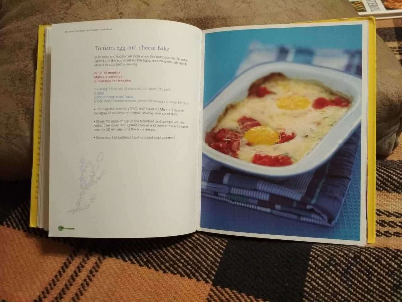 Кулинарные книги: "Off duty", "Cholesterol", "Baby and Toddler Book"
