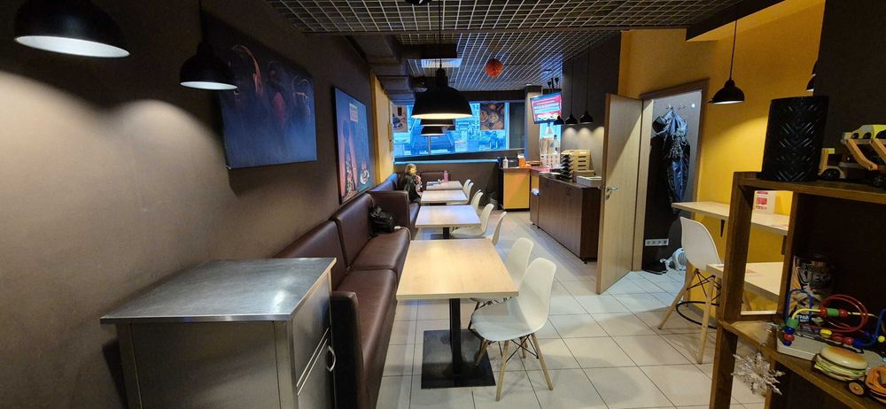 Без% Метро Політехнічний Інститут ТРЦ Smart Plaza Polуtech фасад 110м