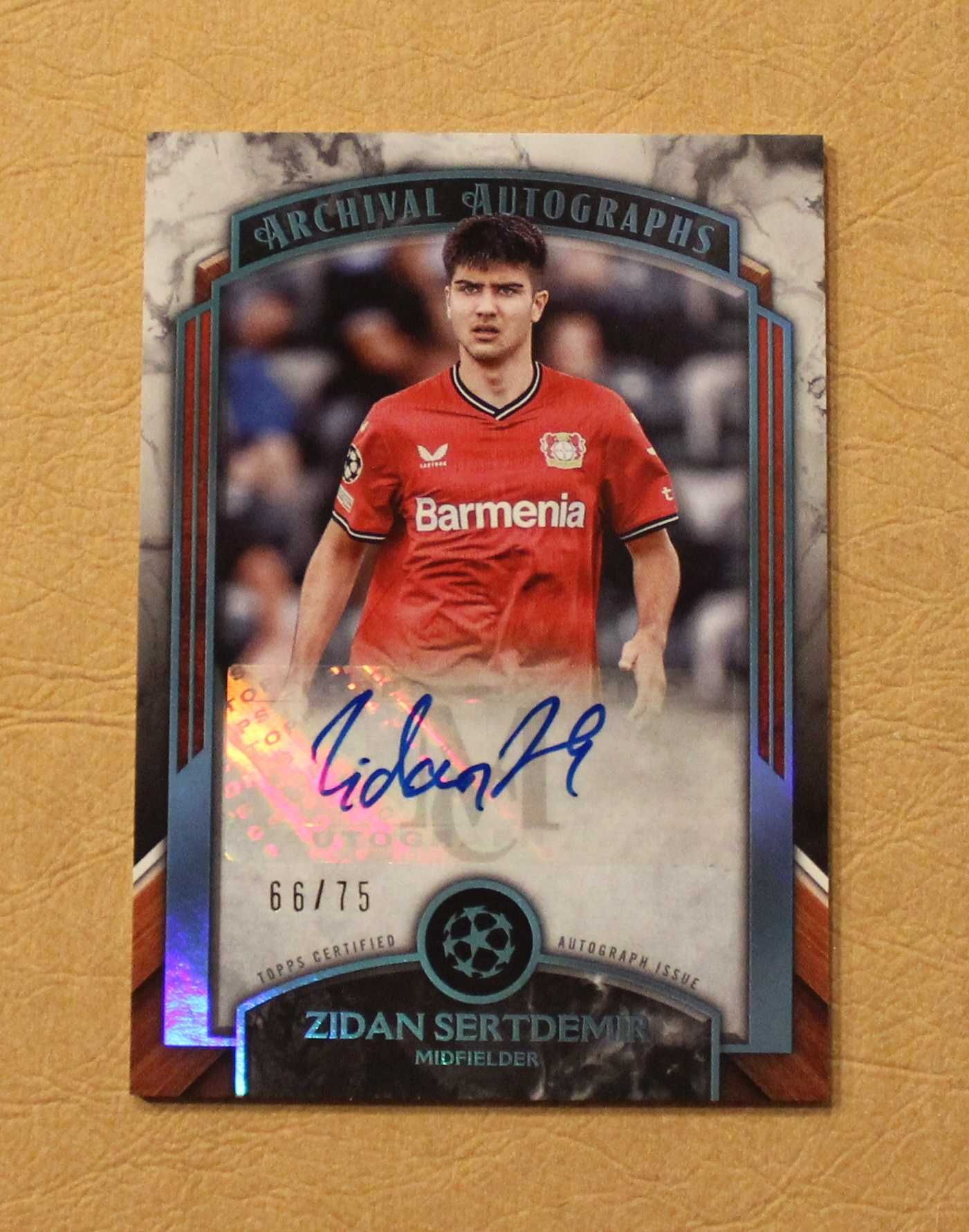 Zidane Sertdemir Bayer Leverkusen autograf Topps UCL Museum 2022/2023