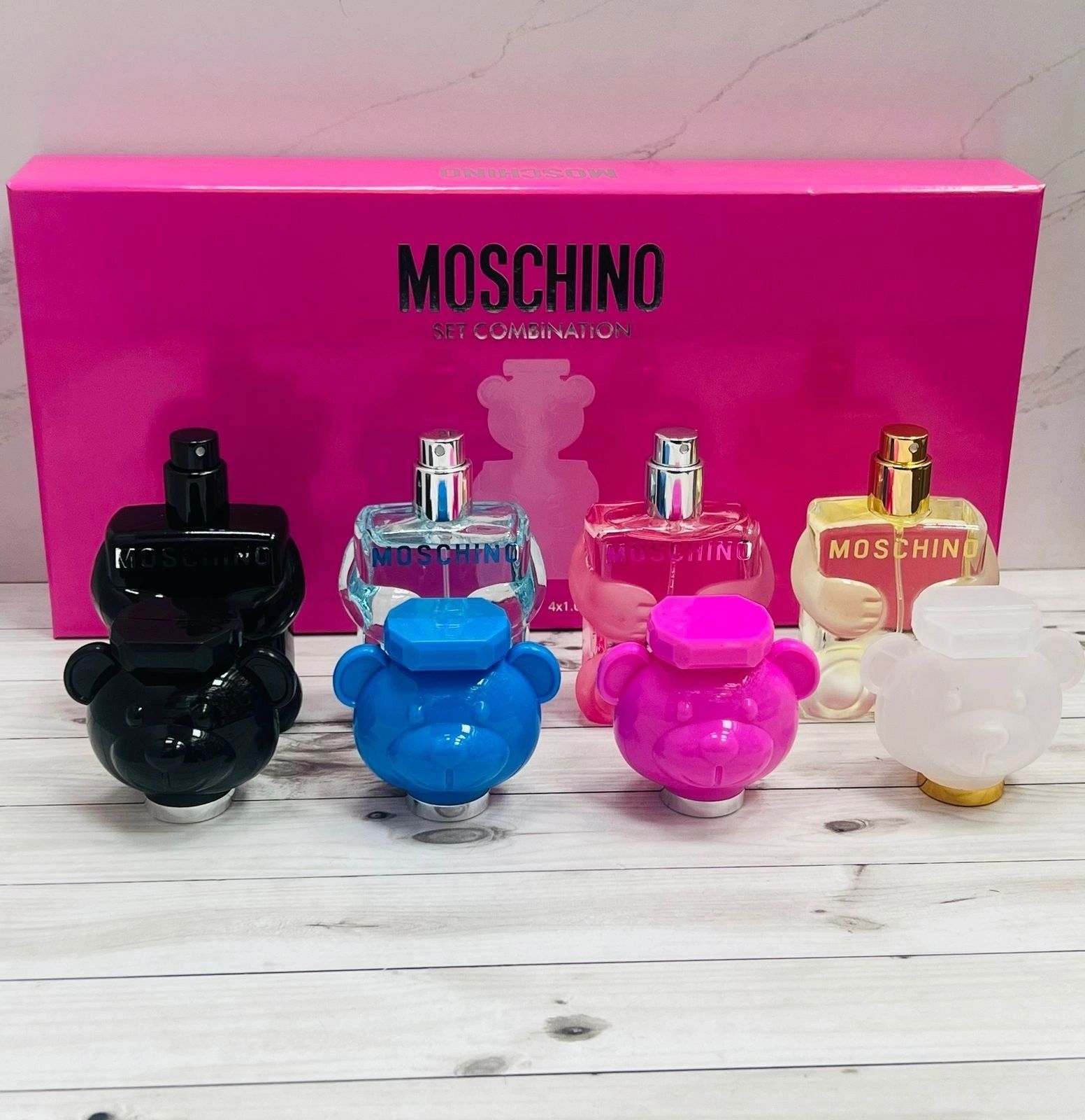 MOSCHINO Набір парфумів