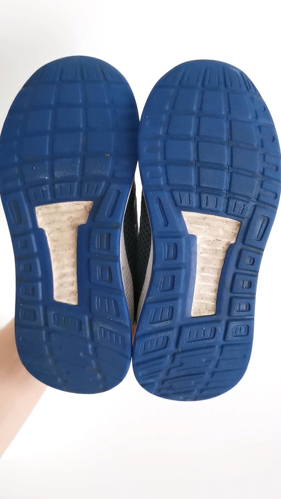 Детские кросовки  adidas,  27 р.  Оригинал