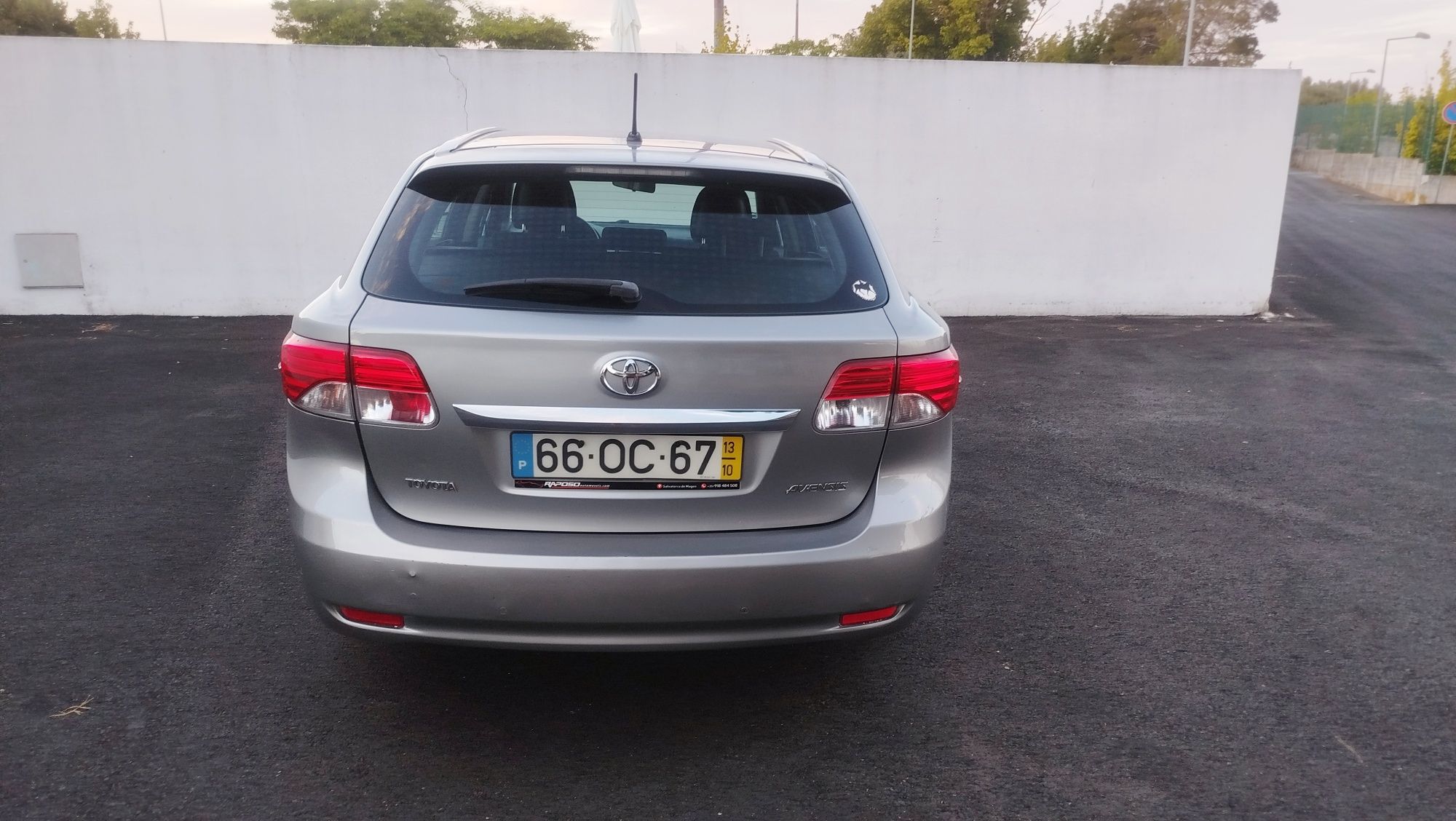 Toyota Avensis SW 2.0d4d 127cv 2013/10 nacional