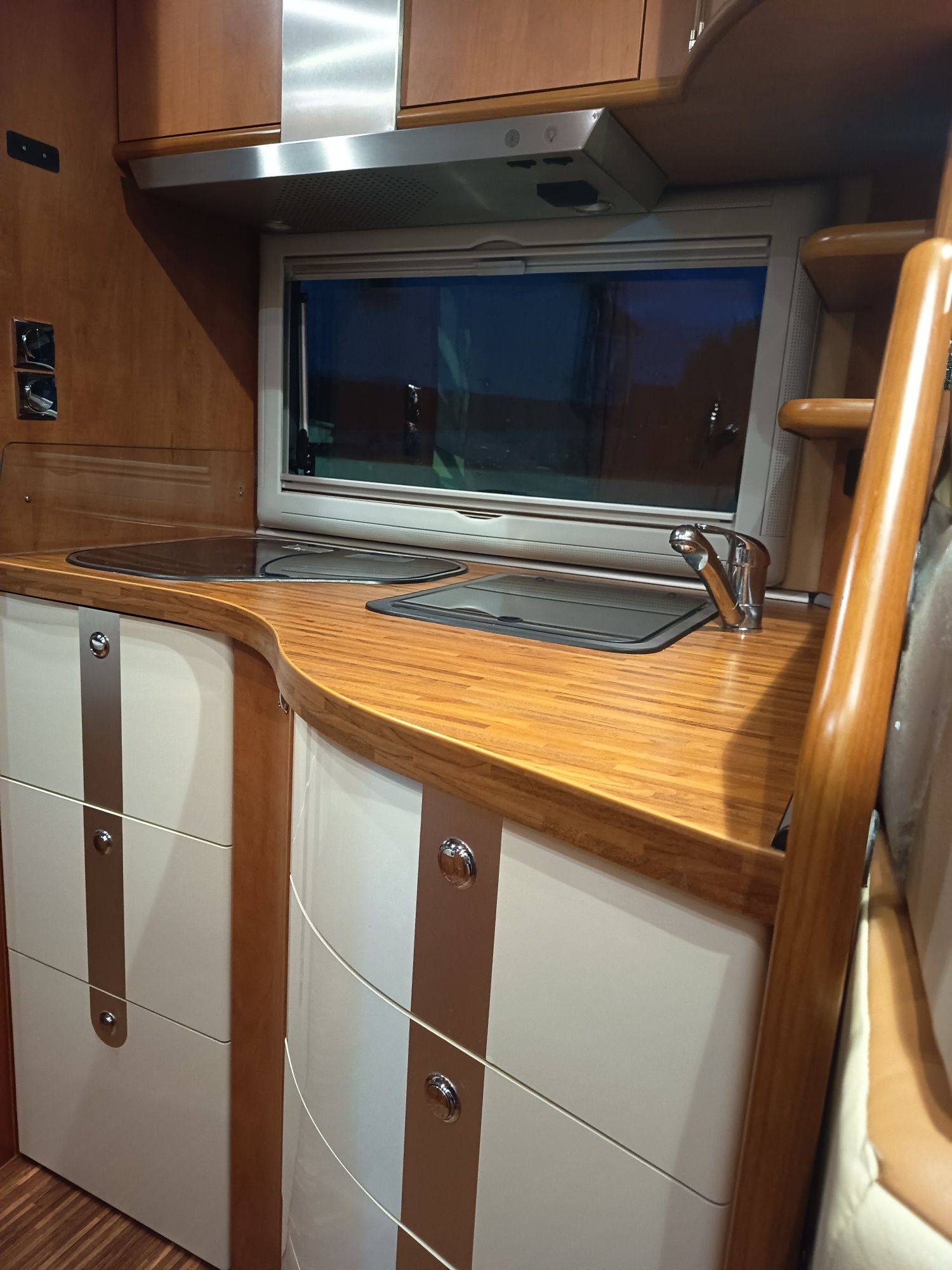 Autocaravana Carthago Chic C-Line 3.0 160cv