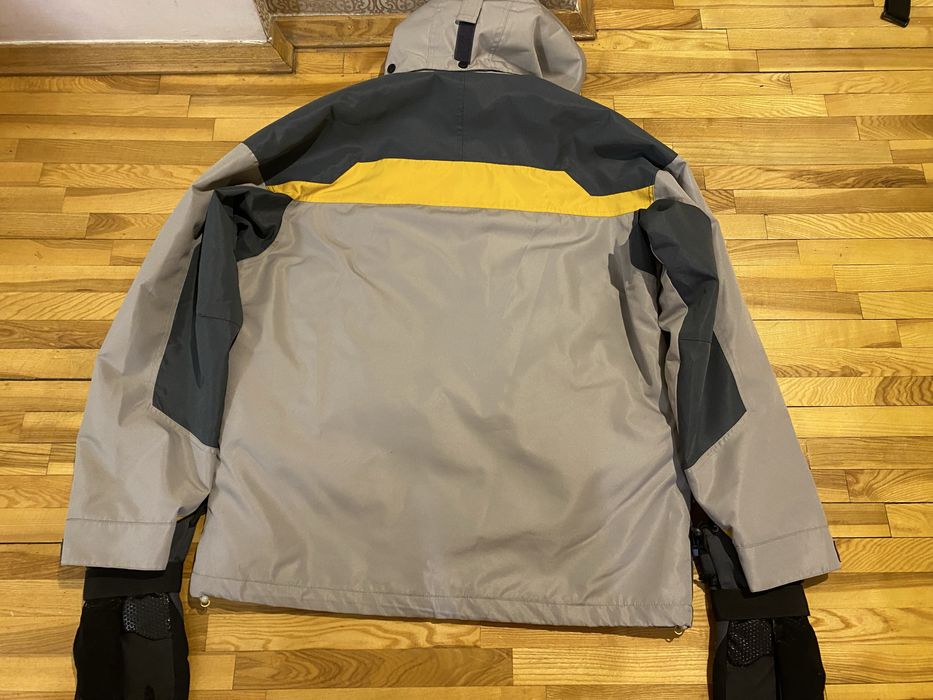Куртка чоловіча лижна XL Icepeak+лижні рукавиці у відмінному стані