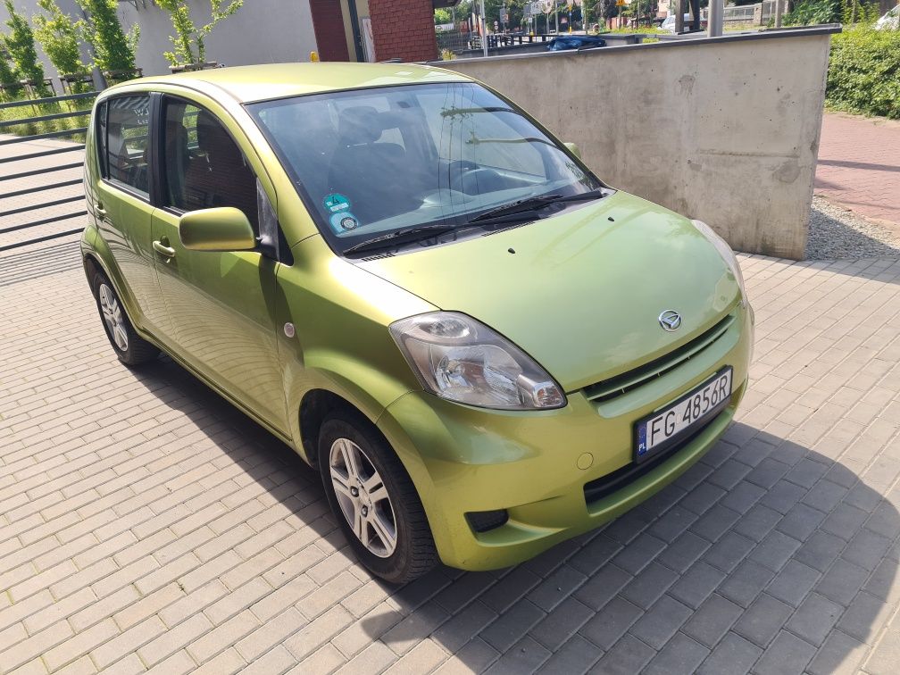 Daihatsu Sirion 1.3 / Alufelgi / Zadbany/Wersja "momo"