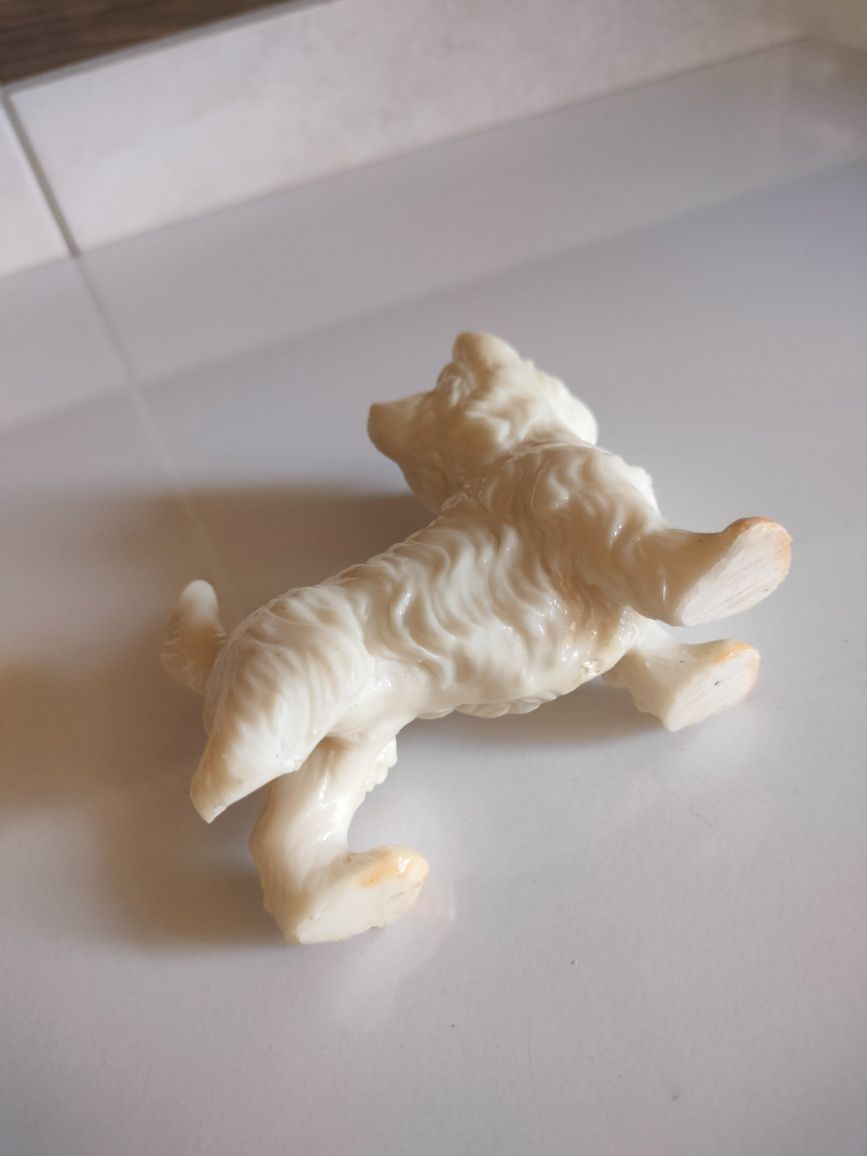 Ceramiczny Piesek