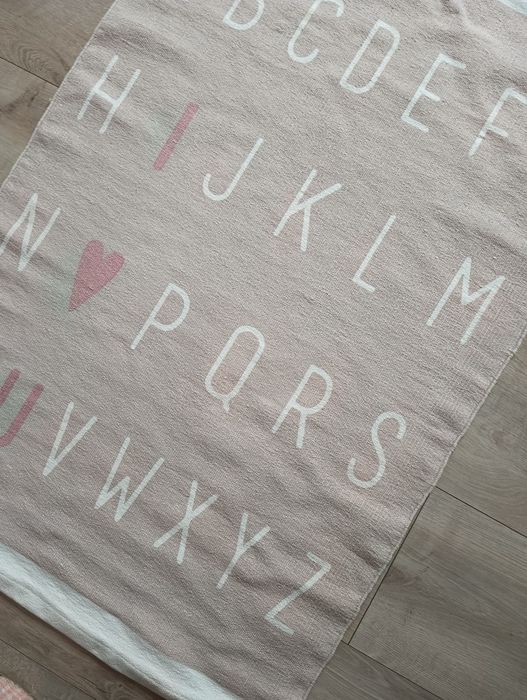 Dywan chodnik H&M alfabet