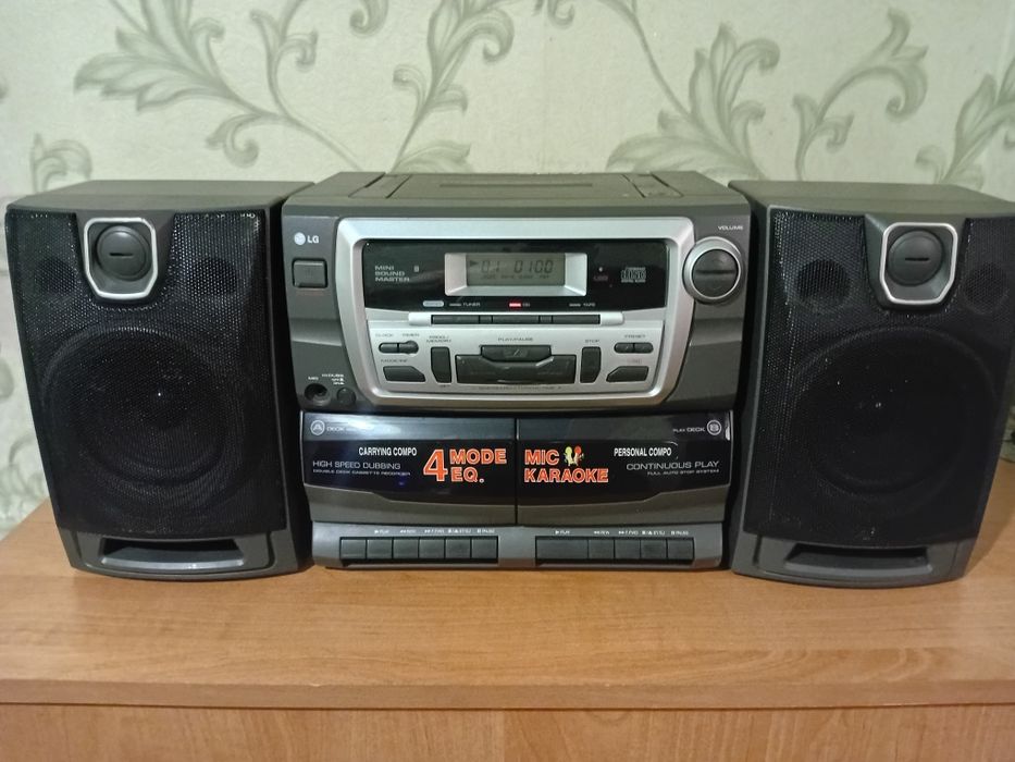 Музичний центр LG CD -962AX