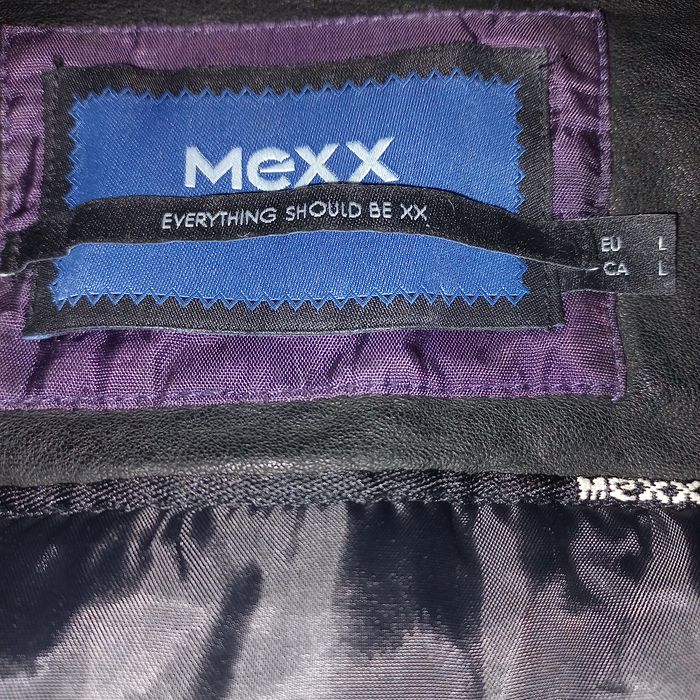 Чоловічий шкіряний бомбер