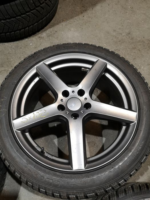 Komplet kół zimowych 5x108 Ford Volvo Peugeot Citroen 235/45/18 Kormor