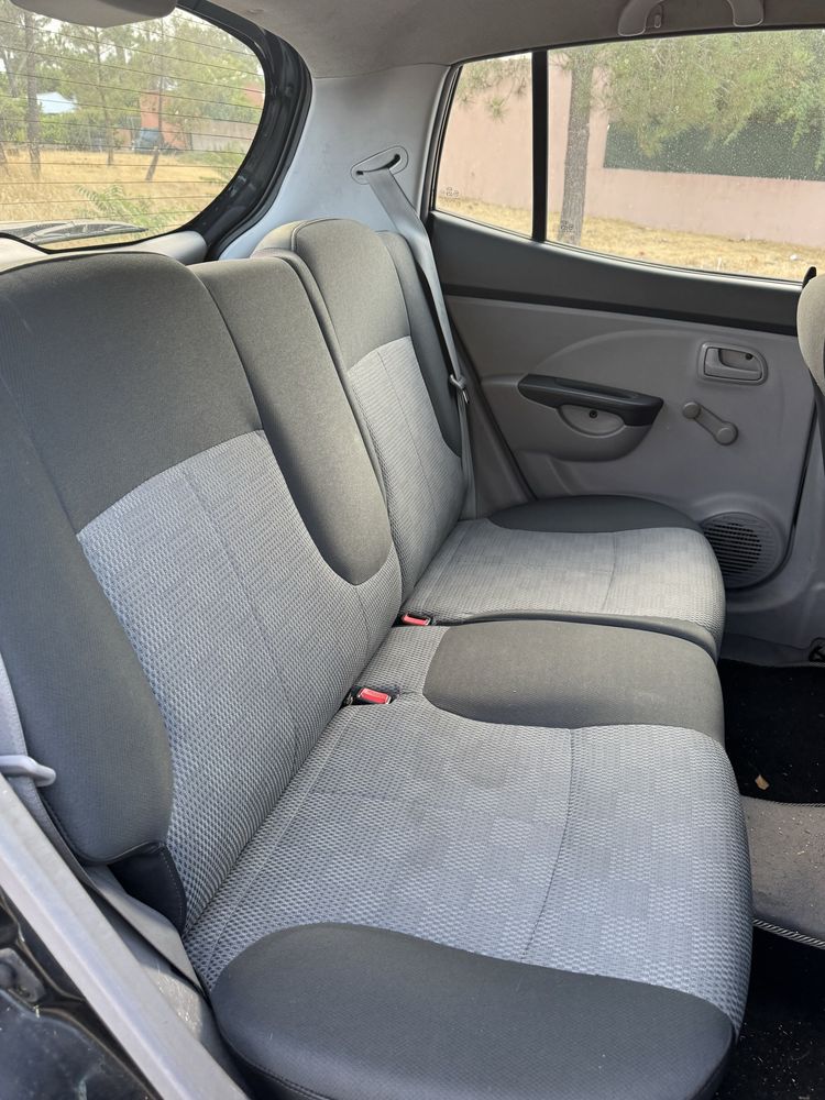 Kia picanto com AC 140 mil km