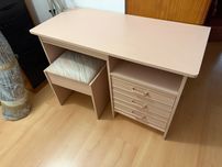 Mesa/Secretaria  com banco