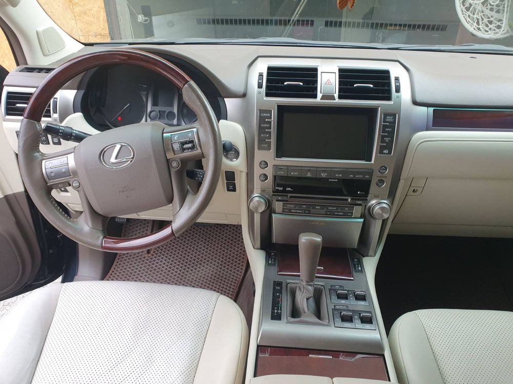 Продам автомобіль Lexus GX 460, 2010р.в.