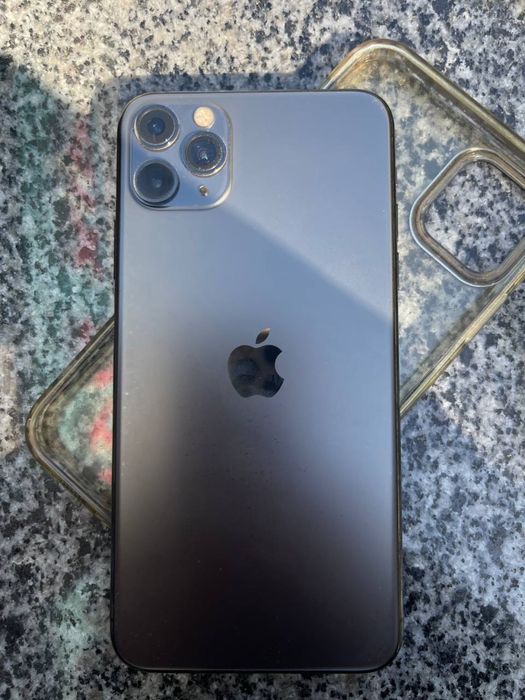 Продам/обменяю 11 pro max r-sim